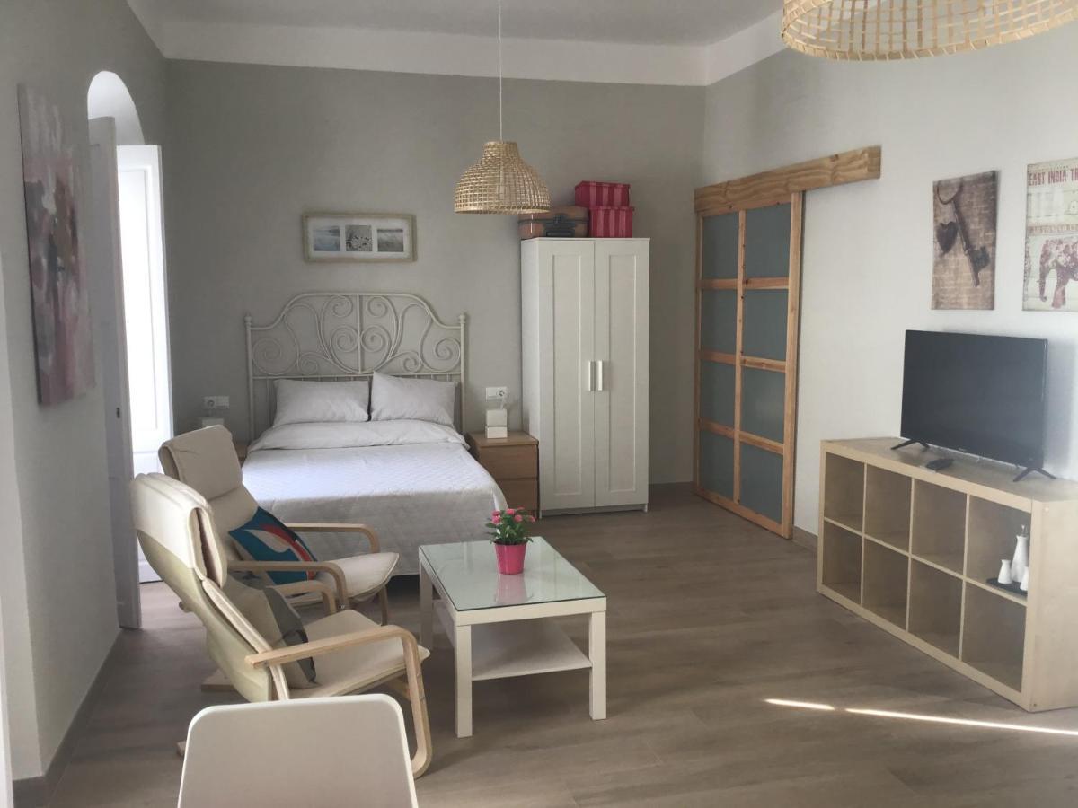 Apartamentos Turisticos Casa De Los Balcones شيبيونا المظهر الخارجي الصورة