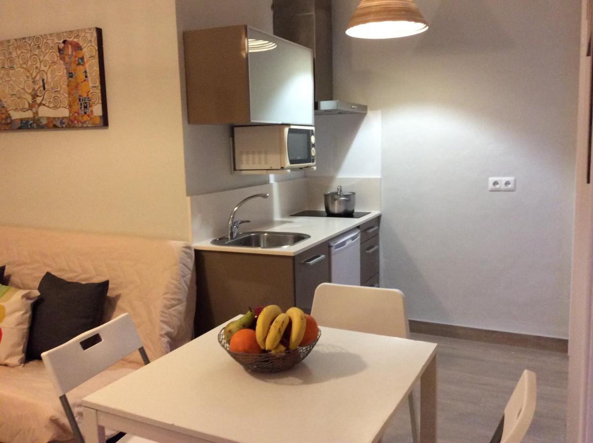 Apartamentos Turisticos Casa De Los Balcones شيبيونا المظهر الخارجي الصورة
