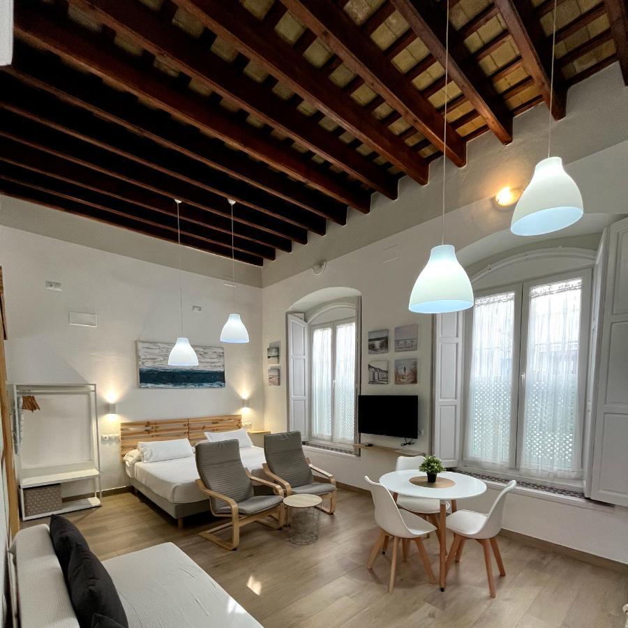 Apartamentos Turisticos Casa De Los Balcones شيبيونا المظهر الخارجي الصورة