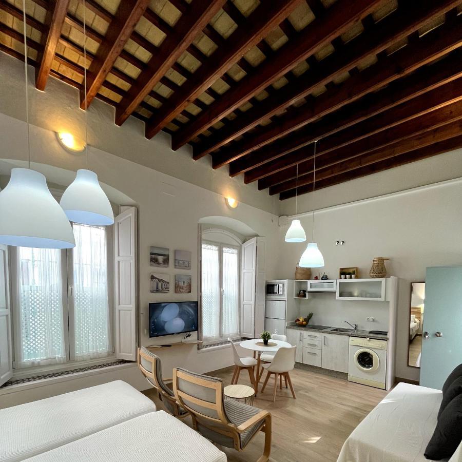 Apartamentos Turisticos Casa De Los Balcones شيبيونا المظهر الخارجي الصورة