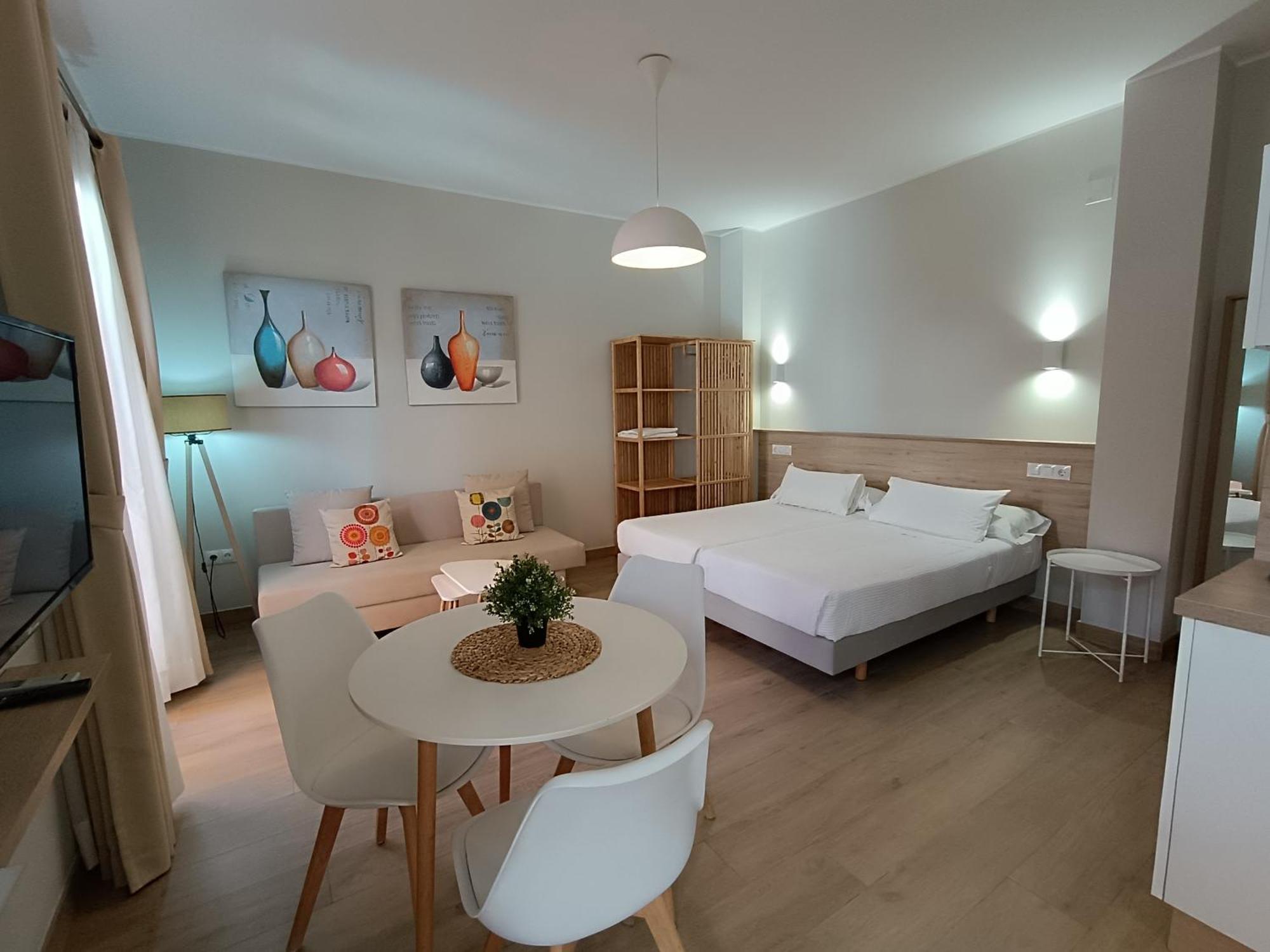 Apartamentos Turisticos Casa De Los Balcones شيبيونا المظهر الخارجي الصورة