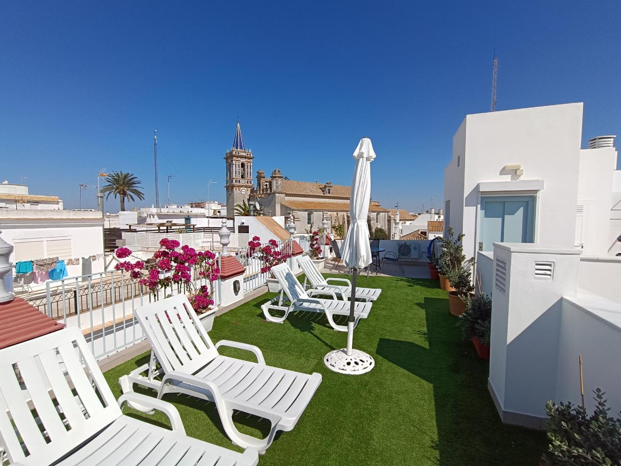 Apartamentos Turisticos Casa De Los Balcones شيبيونا الغرفة الصورة